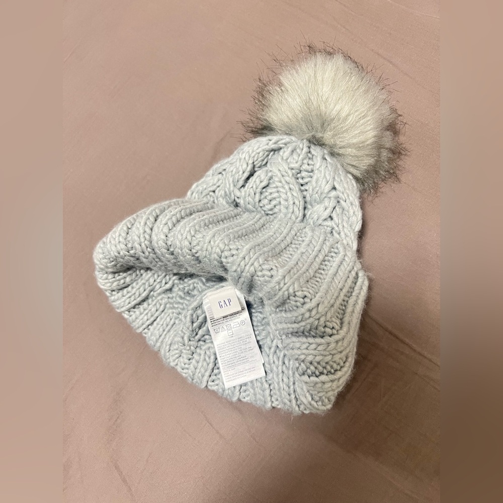 New Kangol Hat Quilted Bucket Hat Gap Cable Knit Poof Beanie pom pom hat - Picture 11 of 13